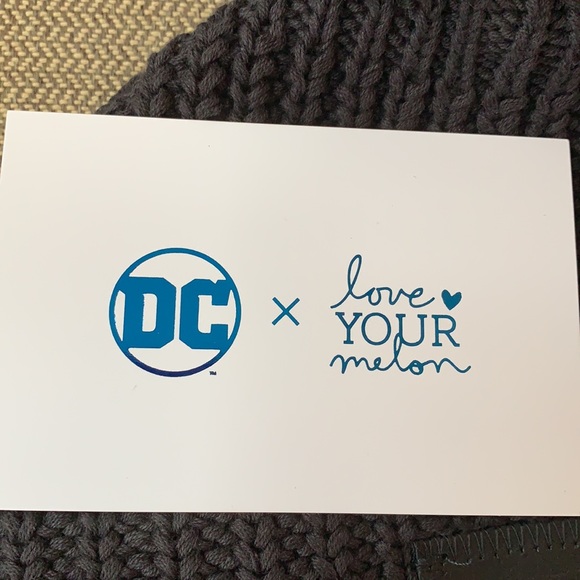 Love Your Melon Batman Black Pom Beanie - Picture 5 of 13